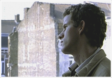 Le plus grand des deux frères Le plus grand des deux frères