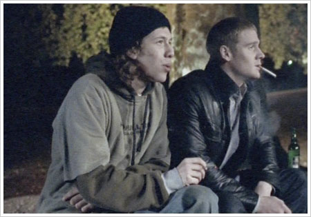 L'homme aux pieds enflés L'homme aux pieds enflés